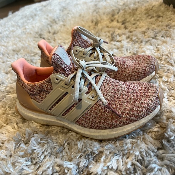 Adidas Ultra Boosts - Picture 3 of 9
